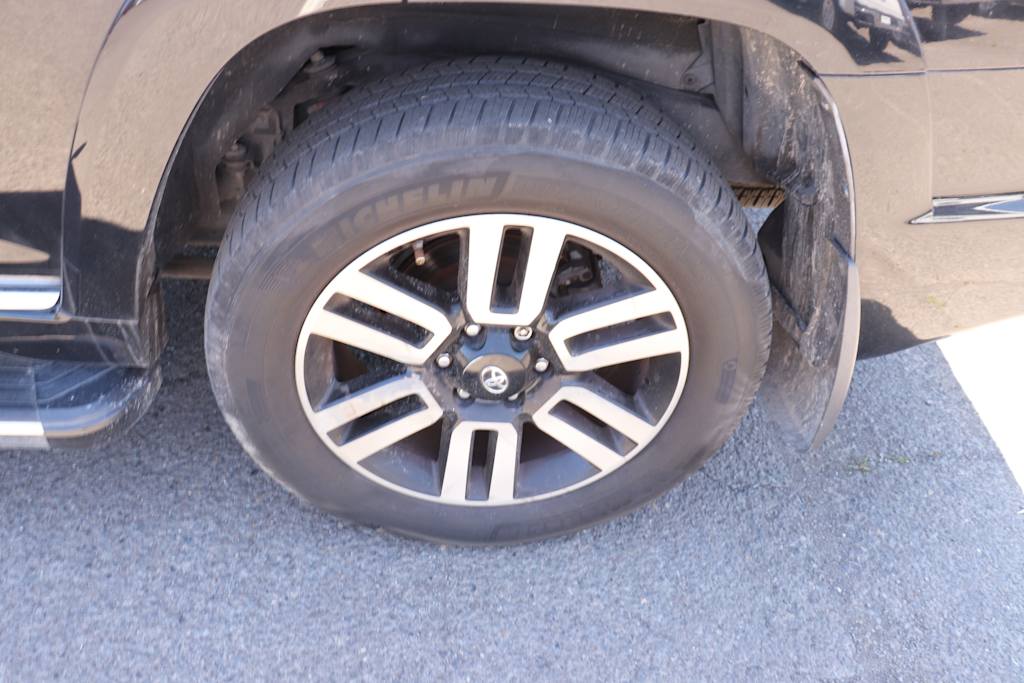 Thumbnail: 2015 Toyota 4Runner - 7