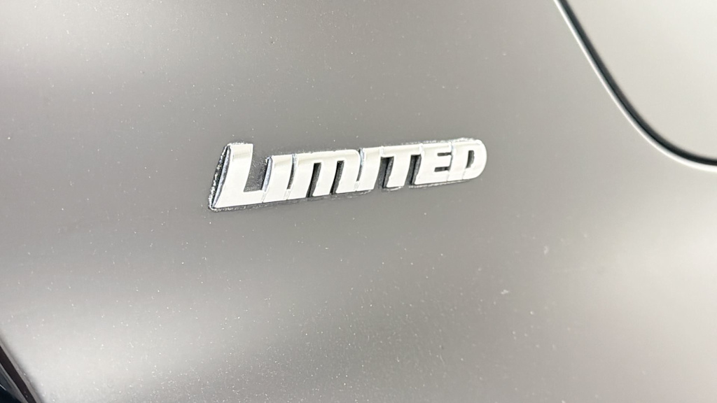 Thumbnail: 2015 Toyota 4Runner - 6