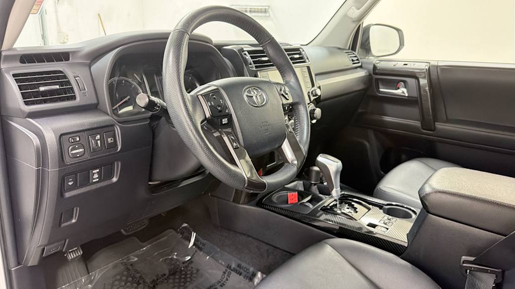 Thumbnail: 2020 Toyota 4Runner - 2