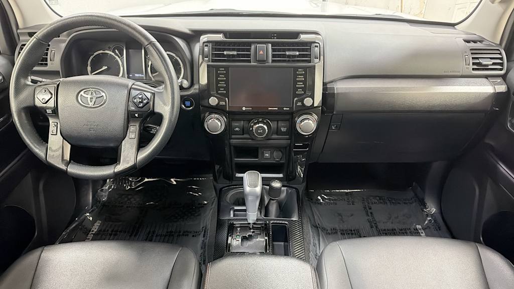 Thumbnail: 2020 Toyota 4Runner - 15