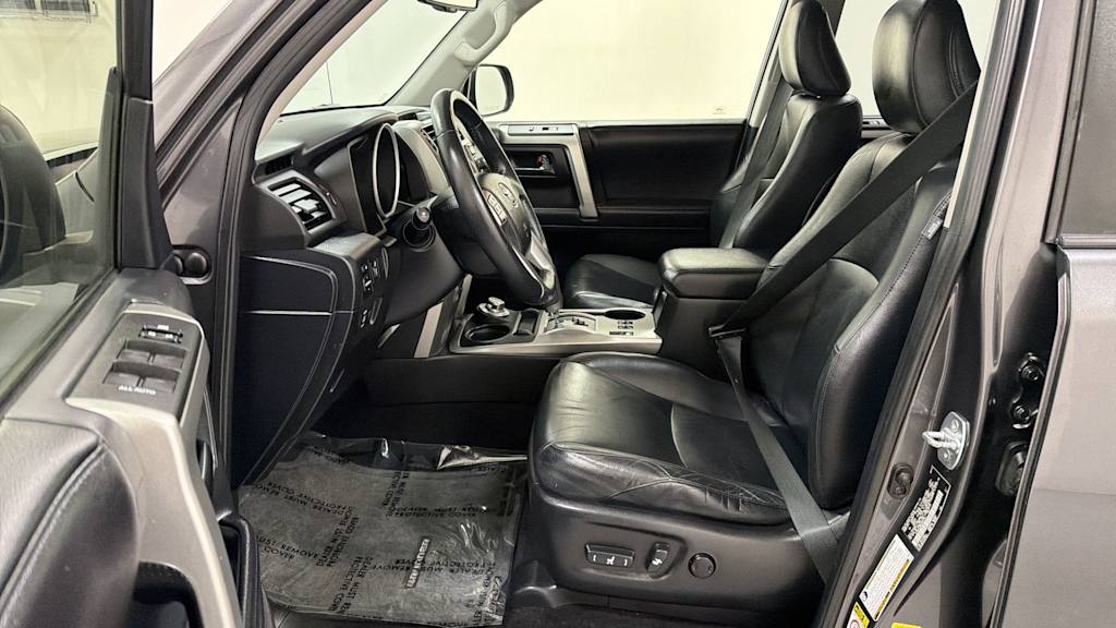 Thumbnail: 2012 Toyota 4Runner - 11