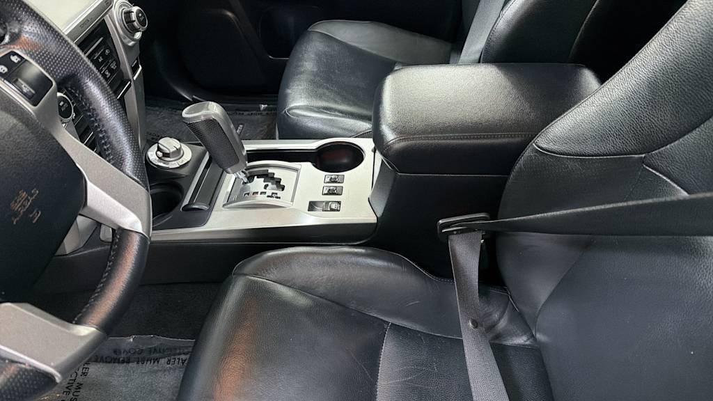 Thumbnail: 2012 Toyota 4Runner - 30