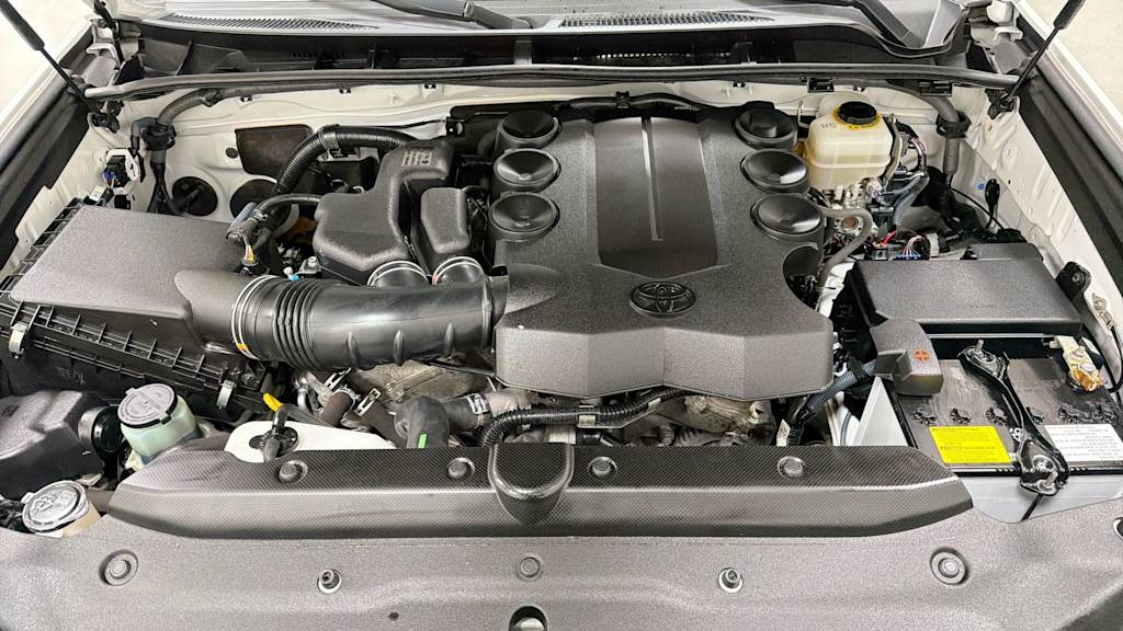 Thumbnail: 2016 Toyota 4Runner - 9