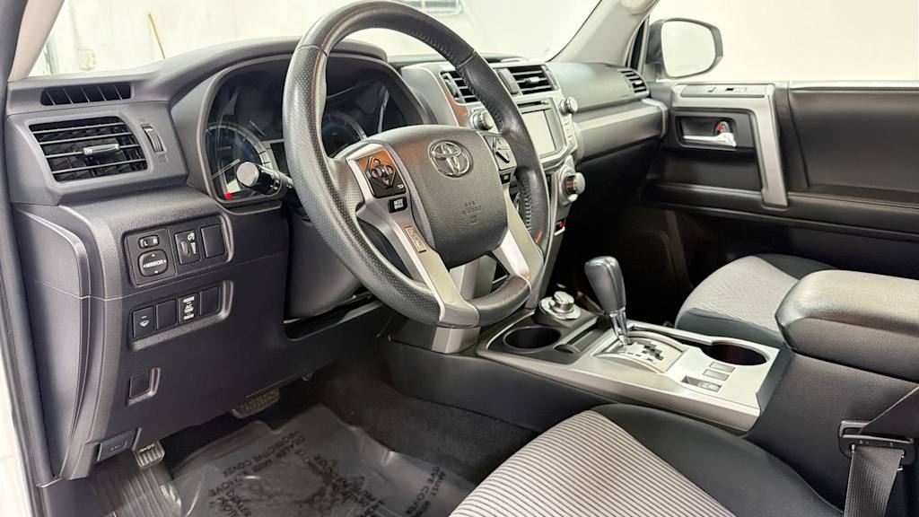Thumbnail: 2016 Toyota 4Runner - 2