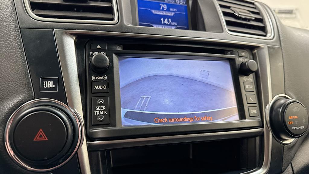 2013 Toyota Highlander Limited 27