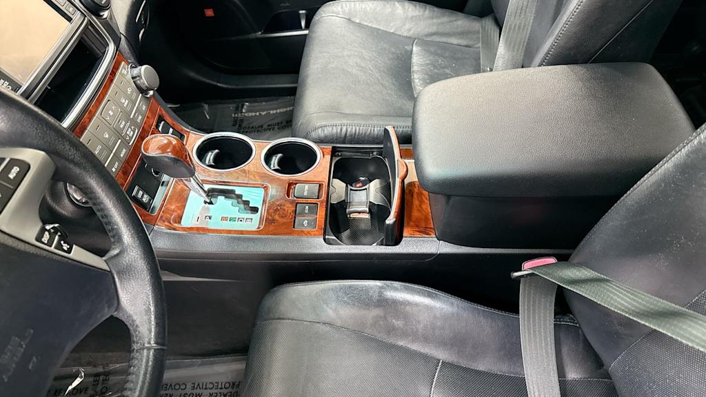 2013 Toyota Highlander Limited 13