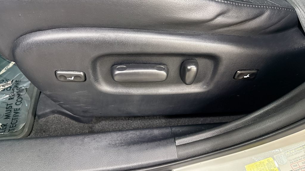 2013 Toyota Highlander Limited 25
