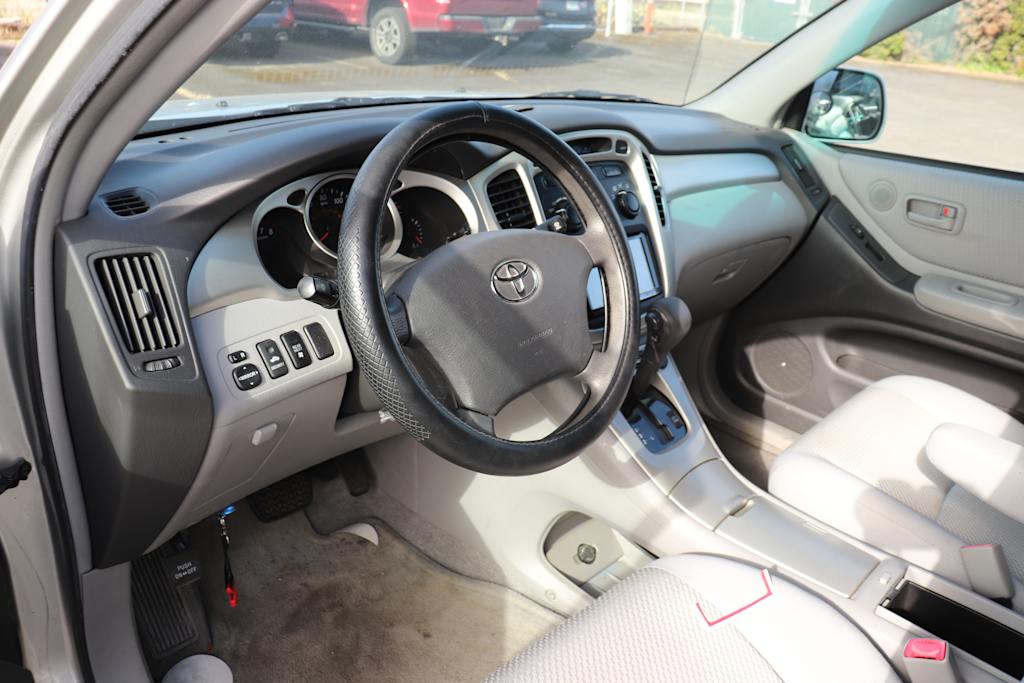 Thumbnail: 2006 Toyota Highlander - 2