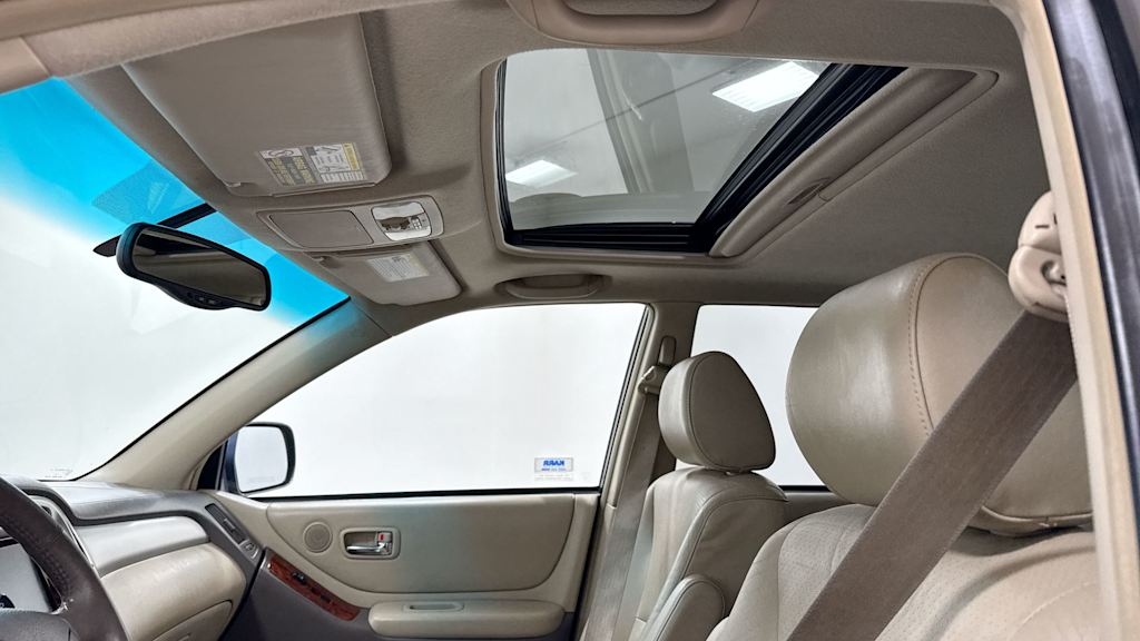 2006 Toyota Highlander Limited 29