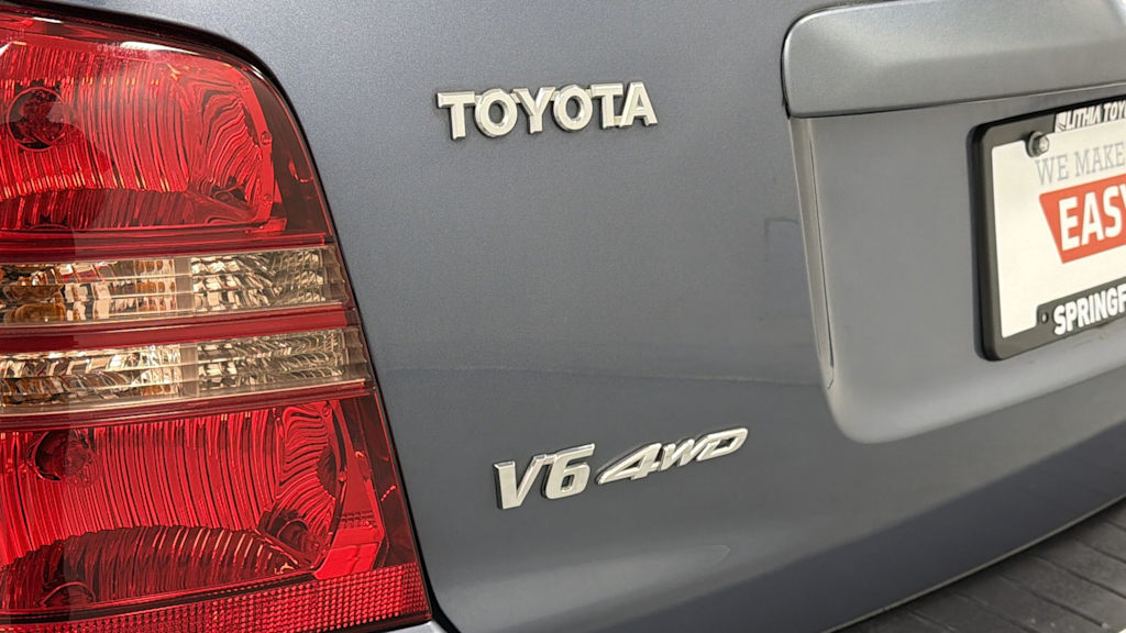Thumbnail: 2003 Toyota Highlander - 29