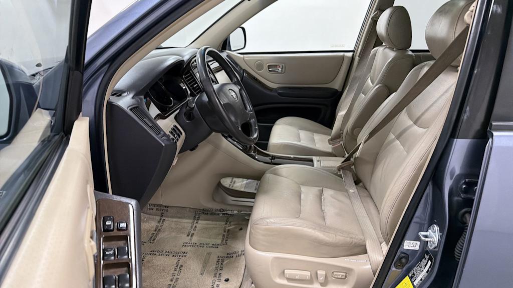 Thumbnail: 2003 Toyota Highlander - 12