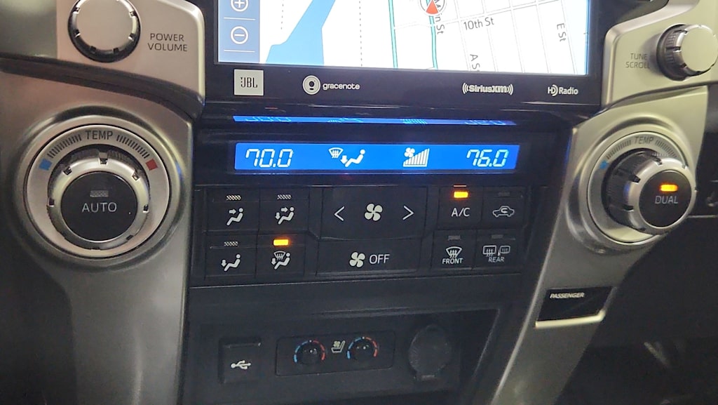 Thumbnail: 2022 Toyota 4Runner - 29
