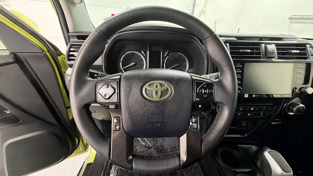Thumbnail: 2022 Toyota 4Runner - 8