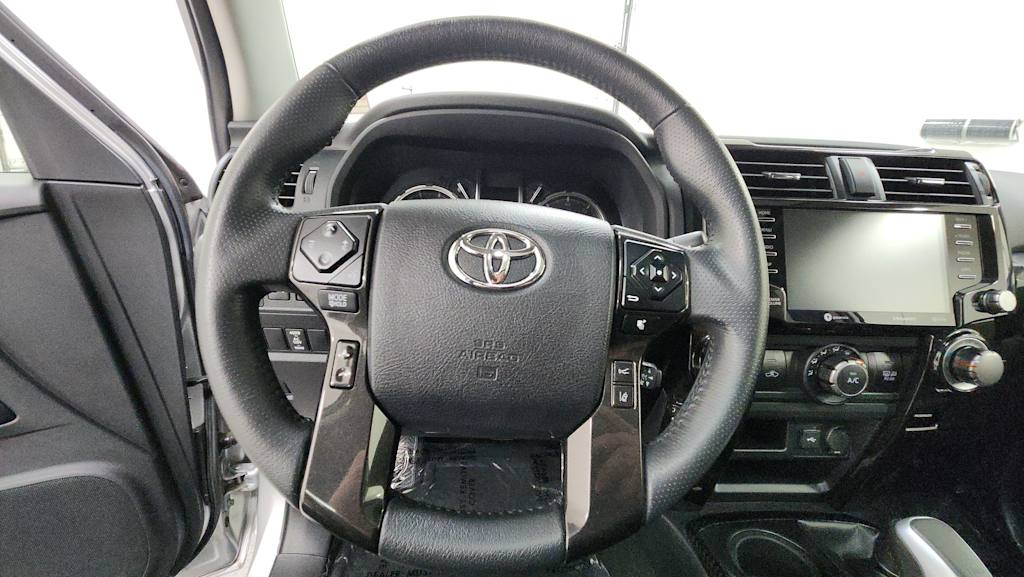 Thumbnail: 2021 Toyota 4Runner - 9