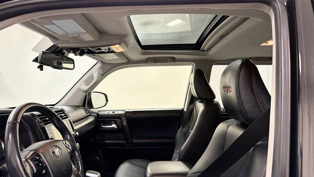 Thumbnail: 2023 Toyota 4Runner - 30