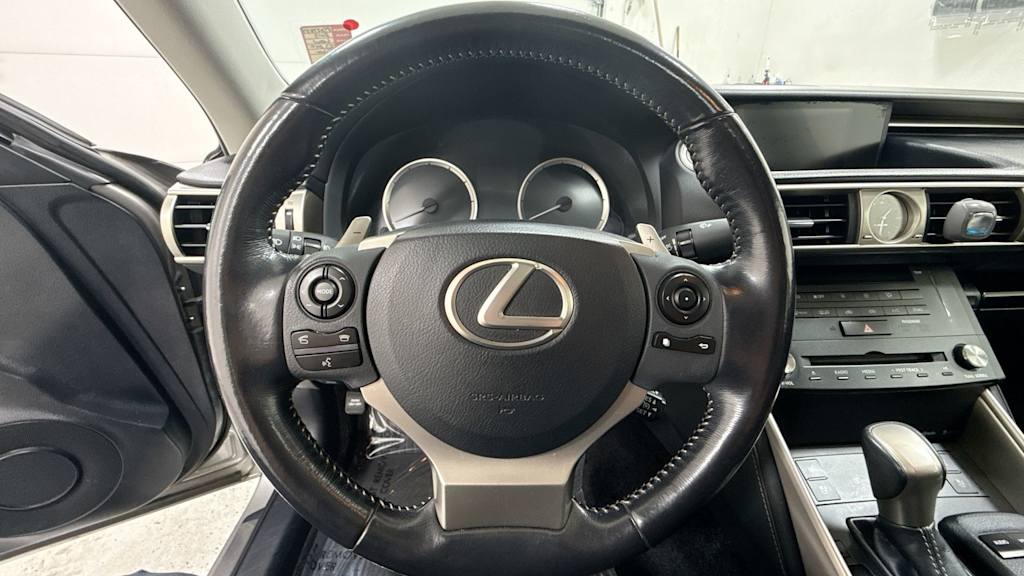 2015 Lexus IS 250 9