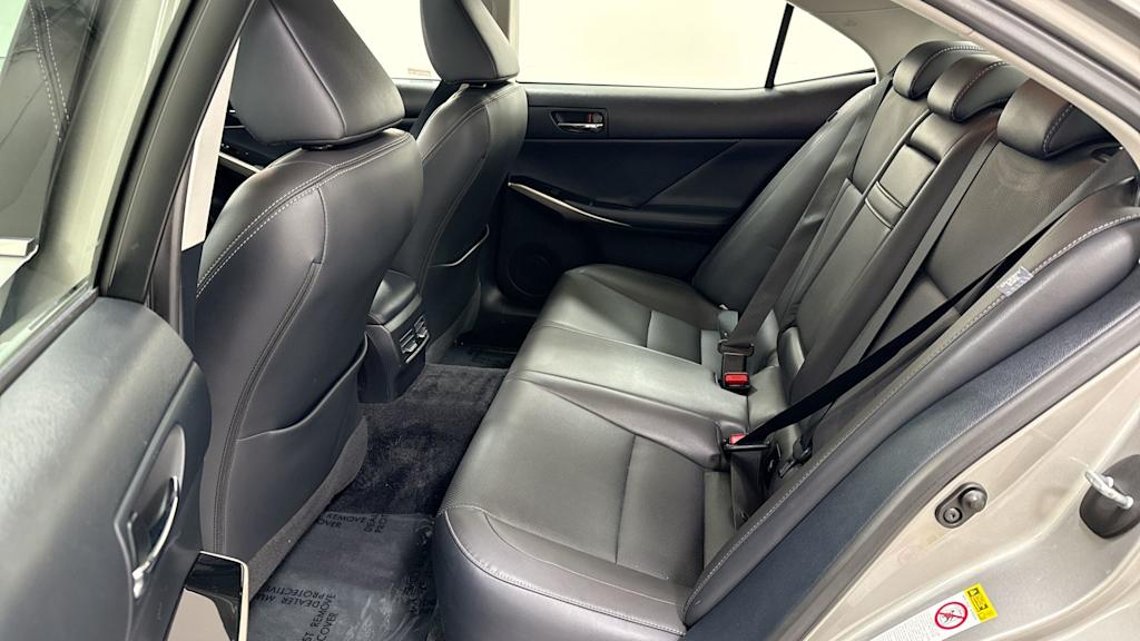 2015 Lexus IS 250 12