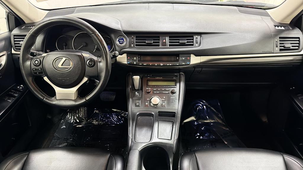 Thumbnail: 2015 Lexus CT - 13