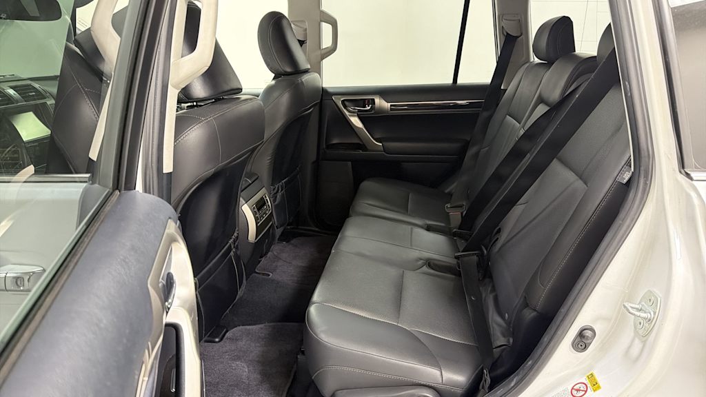 Thumbnail: 2016 Lexus GX - 12