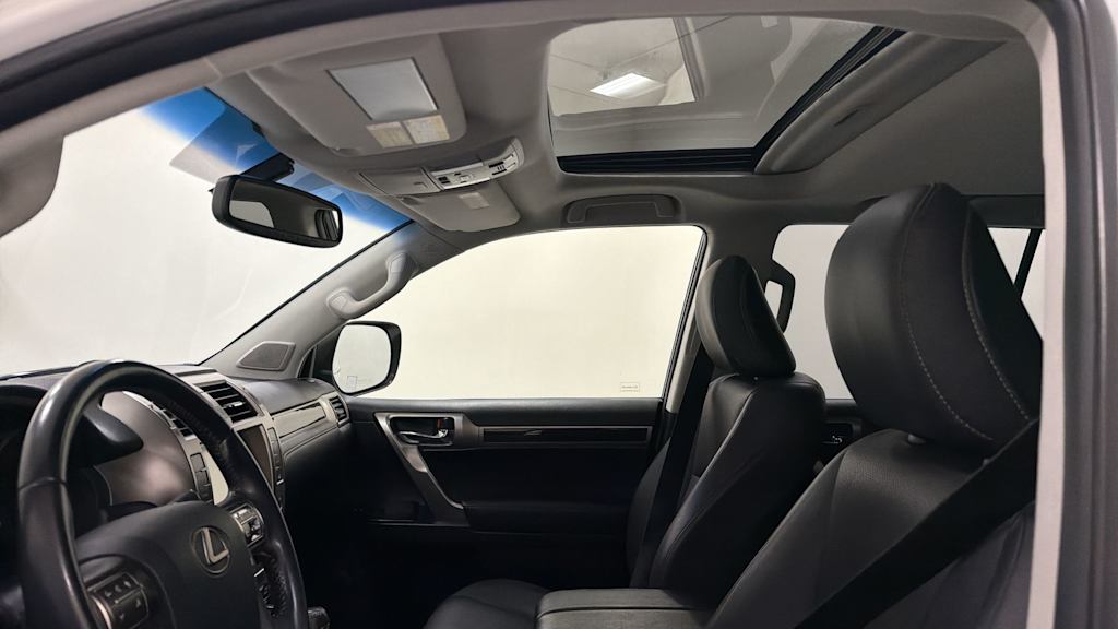 Thumbnail: 2016 Lexus GX - 30