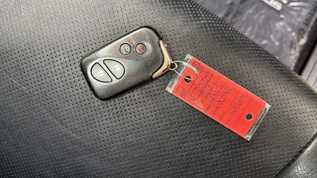 Thumbnail: 2013 Lexus GX - 19