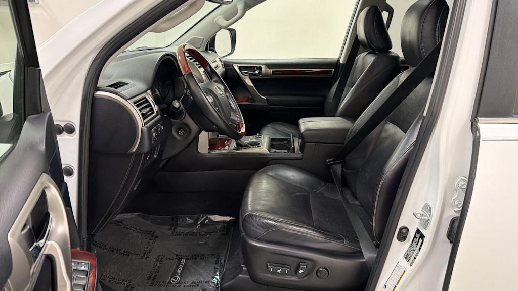 Thumbnail: 2013 Lexus GX - 11