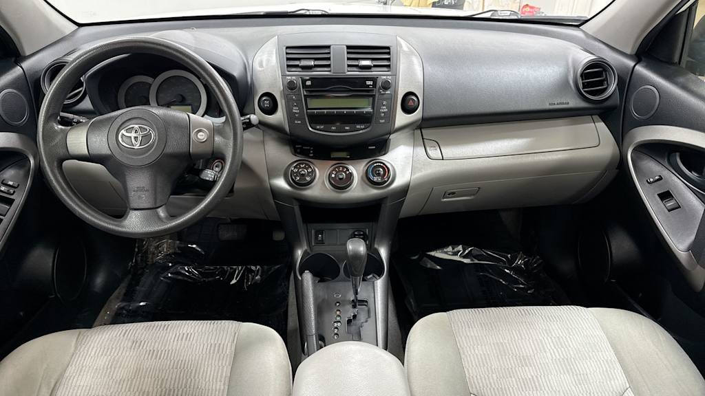 2009 Toyota RAV4 Base 13