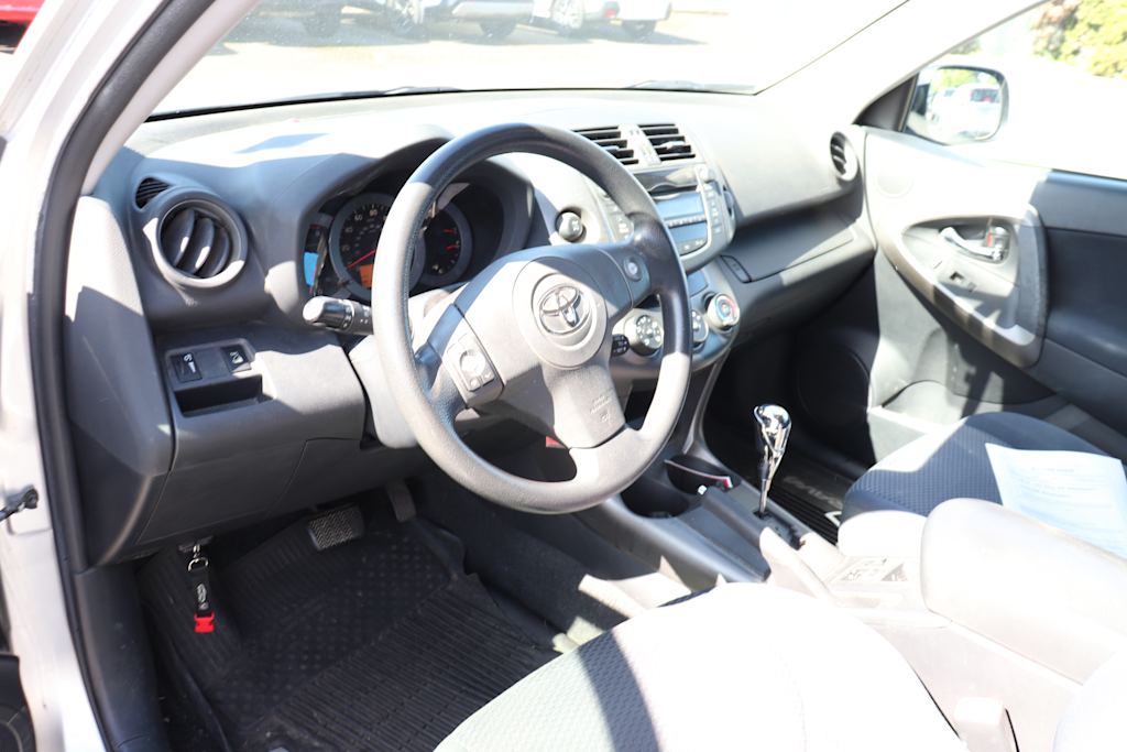 Thumbnail: 2009 Toyota RAV4 - 2