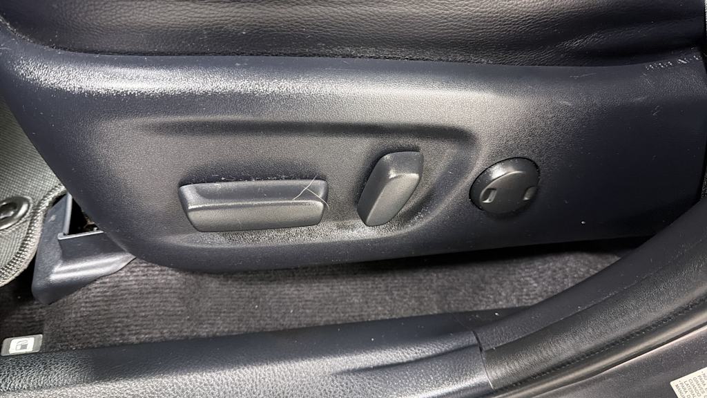 Thumbnail: 2016 Toyota RAV4 - 25