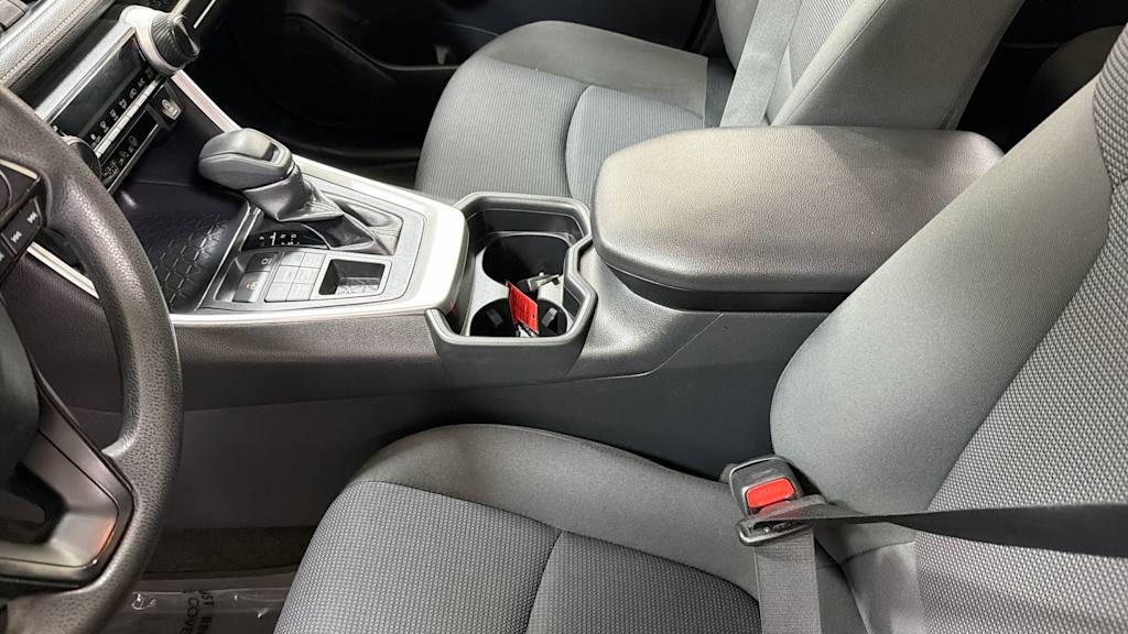 Thumbnail: 2019 Toyota RAV4 - 11