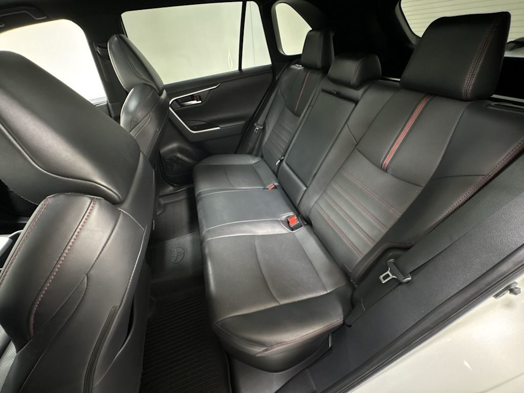 Thumbnail: 2021 Toyota RAV4 - 12