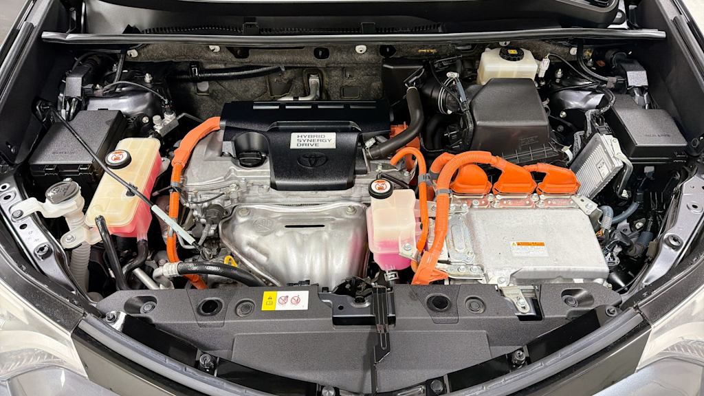 Thumbnail: 2017 Toyota RAV4 - 8