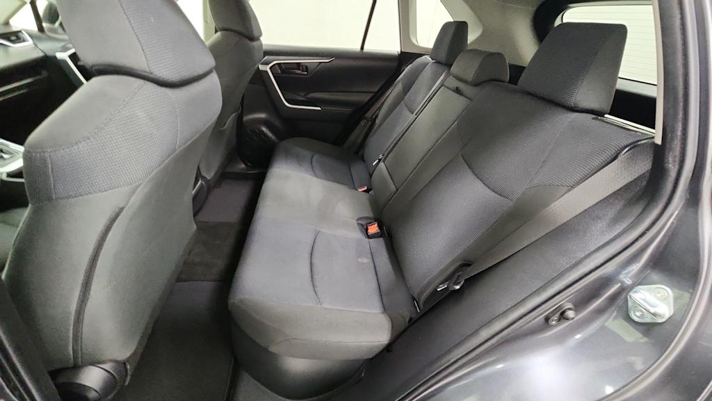 Thumbnail: 2019 Toyota RAV4 - 11