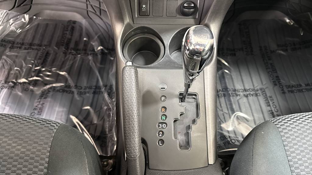 Thumbnail: 2012 Toyota RAV4 - 15