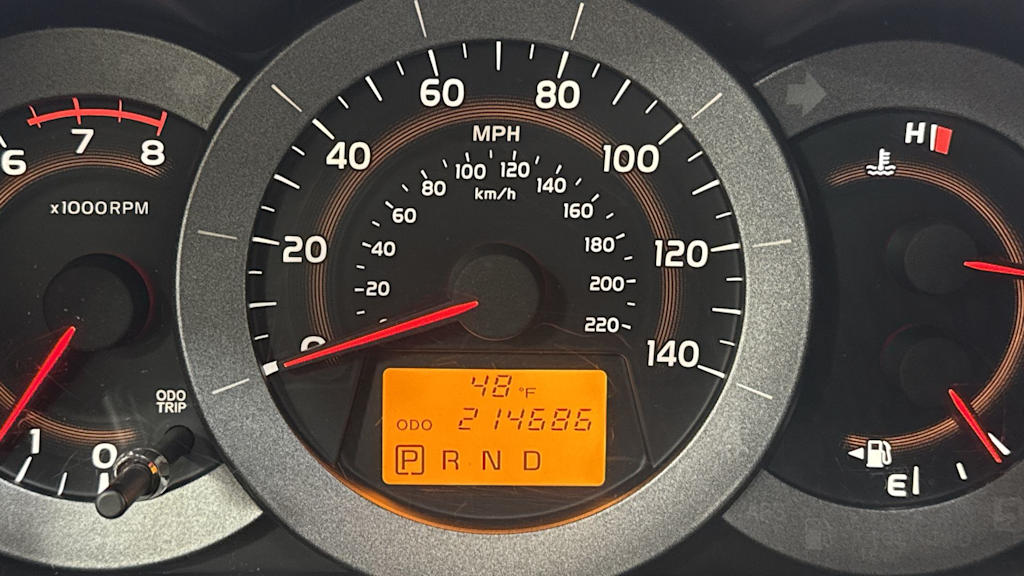 Thumbnail: 2012 Toyota RAV4 - 16