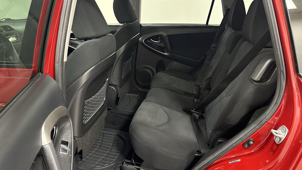 Thumbnail: 2012 Toyota RAV4 - 12