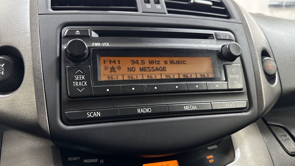 Thumbnail: 2012 Toyota RAV4 - 14