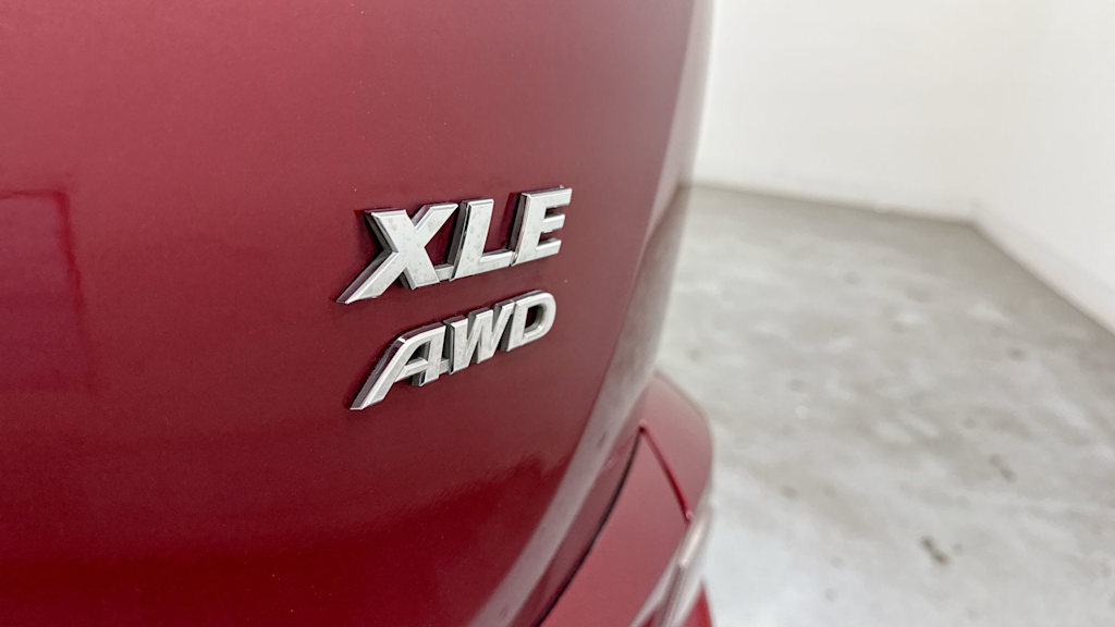 2018 Toyota RAV4 XLE 5