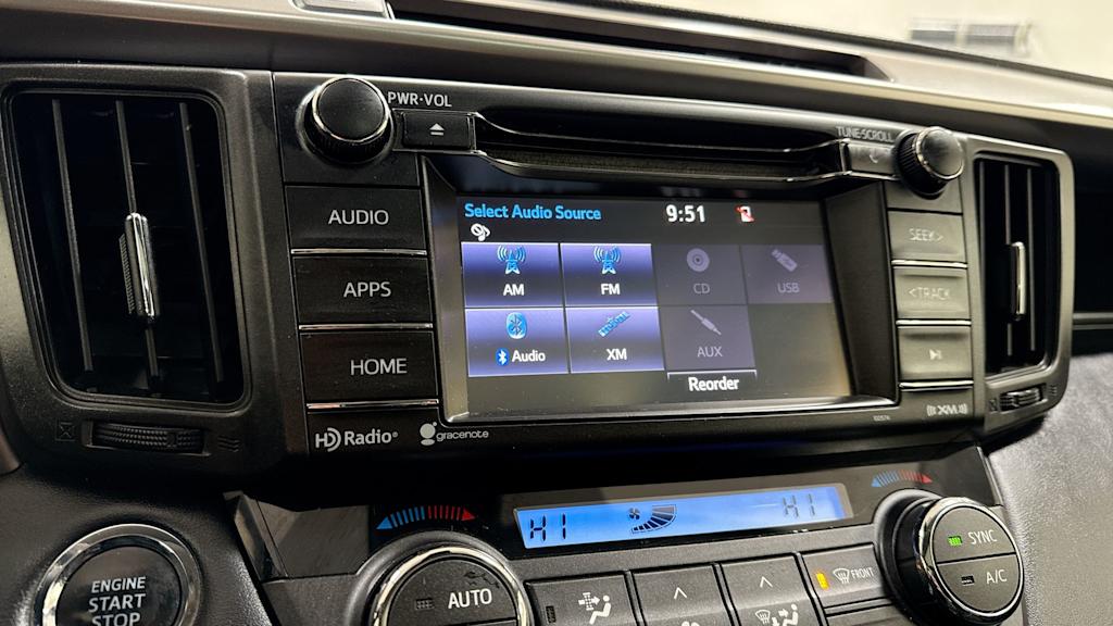 2018 Toyota RAV4 XLE 13