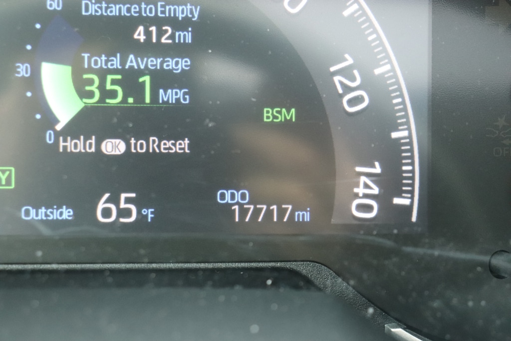Thumbnail: 2023 Toyota RAV4 - 8