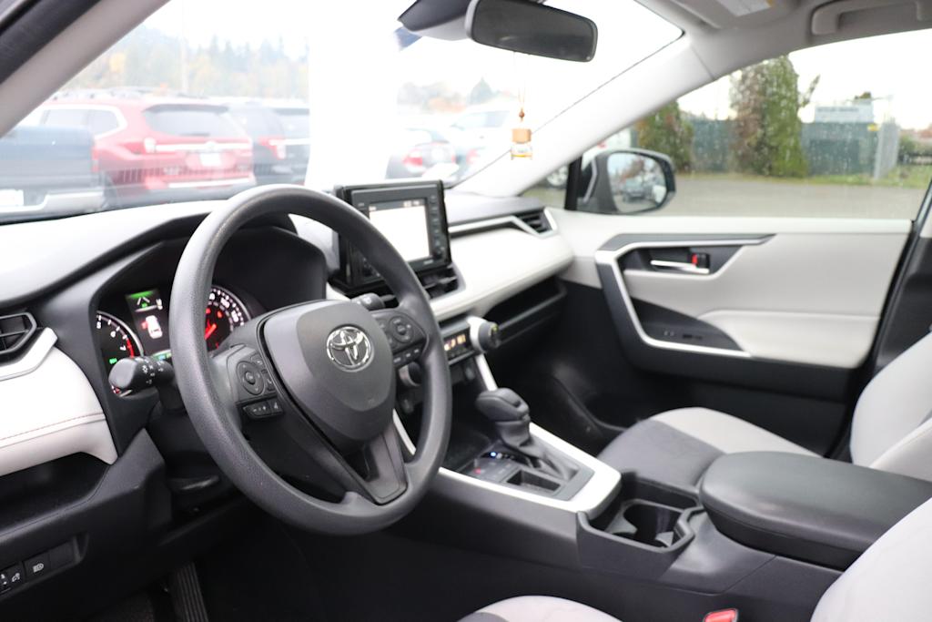 Thumbnail: 2021 Toyota RAV4 - 2