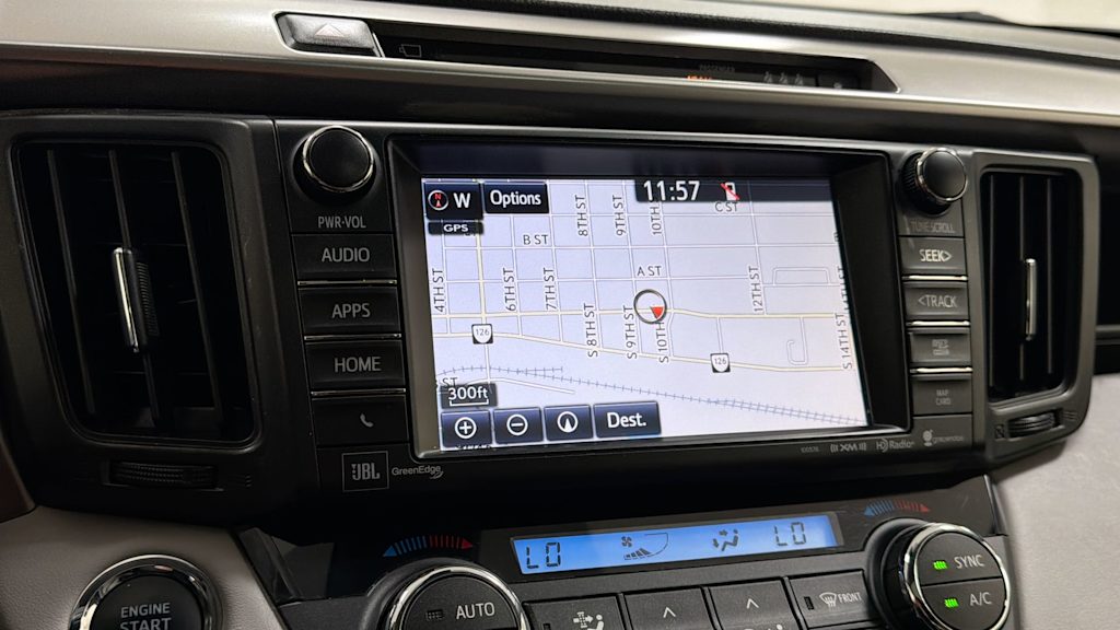 Thumbnail: 2018 Toyota RAV4 - 28