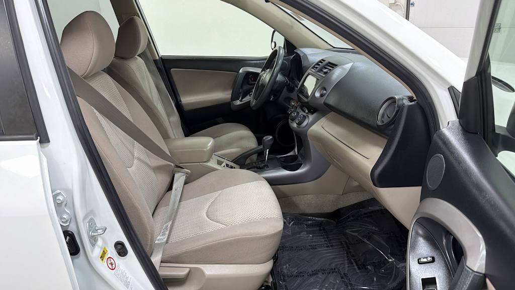 Thumbnail: 2008 Toyota RAV4 - 30
