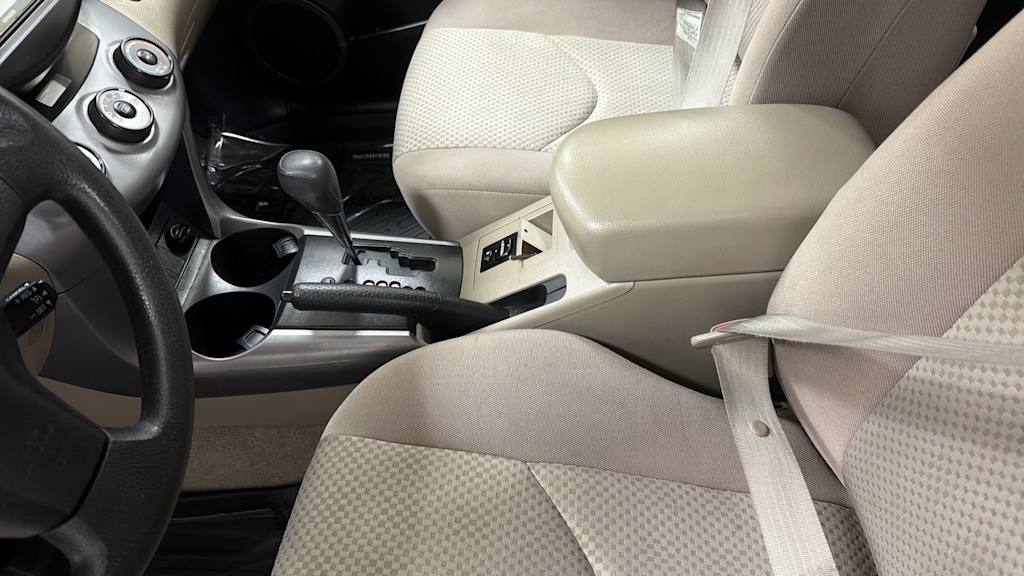 Thumbnail: 2008 Toyota RAV4 - 11