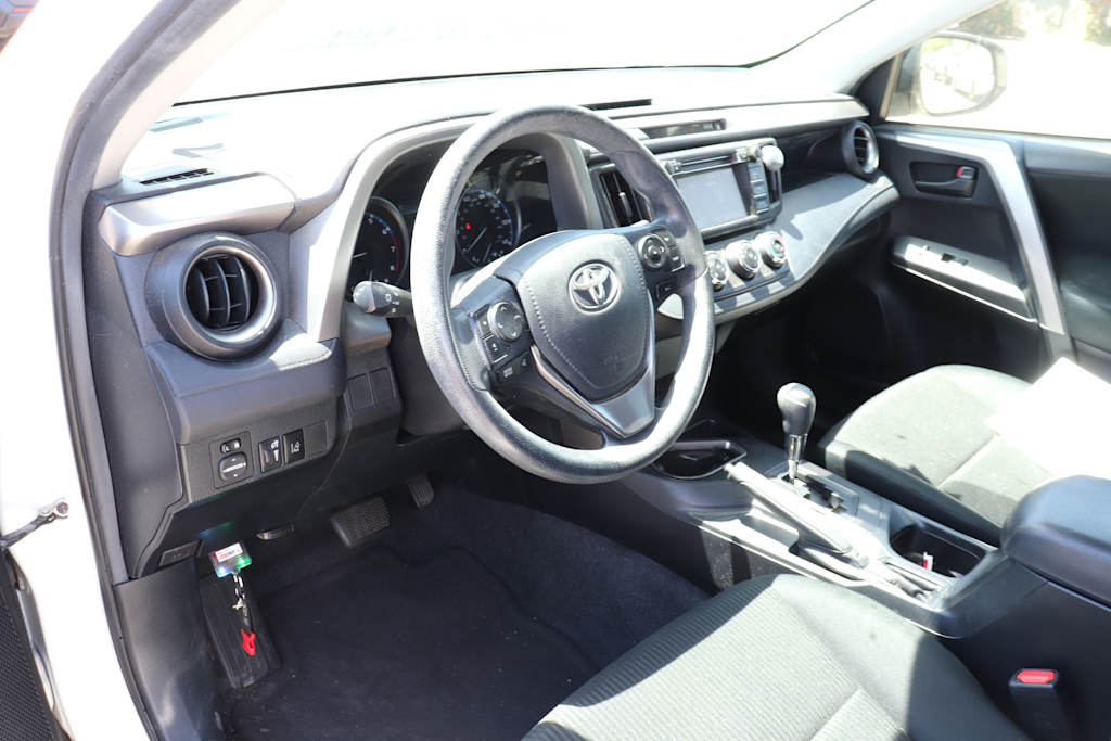 Thumbnail: 2017 Toyota RAV4 - 2