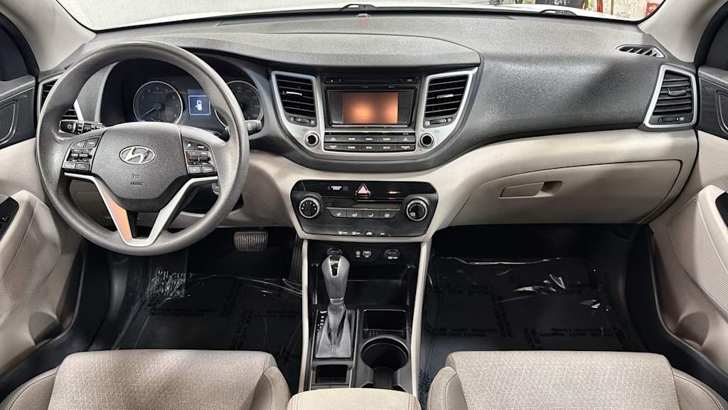 Thumbnail: 2016 Hyundai Tucson - 13