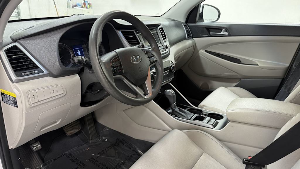 Thumbnail: 2016 Hyundai Tucson - 2