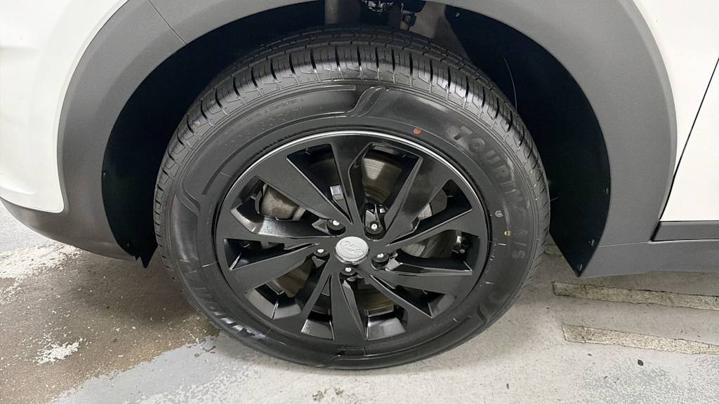 Thumbnail: 2019 Hyundai Tucson - 8