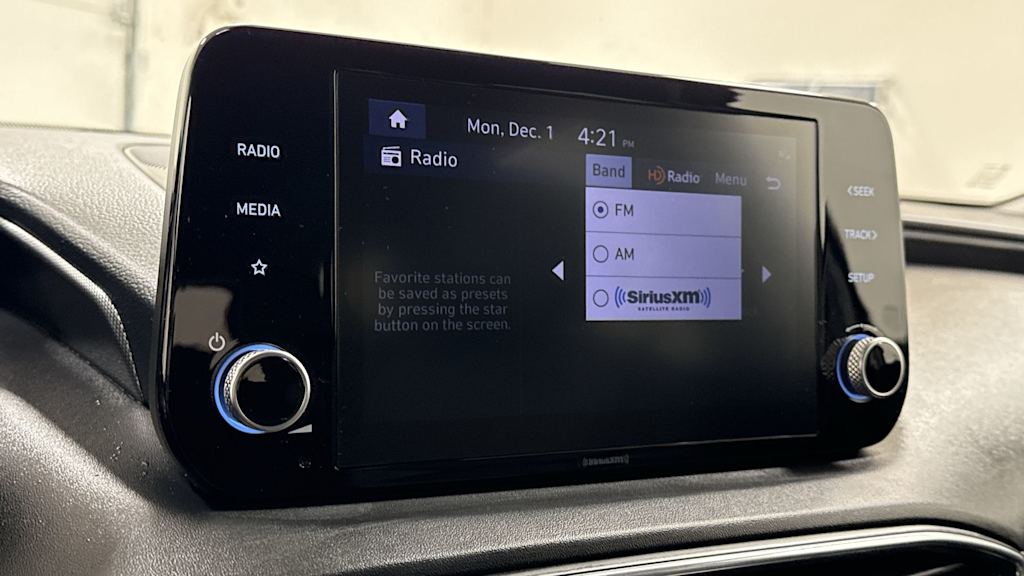 Thumbnail: 2022 Hyundai Santa Fe - 15