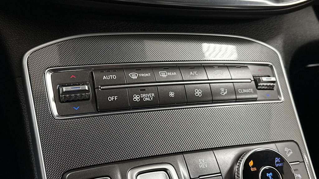 Thumbnail: 2022 Hyundai Santa Fe - 27